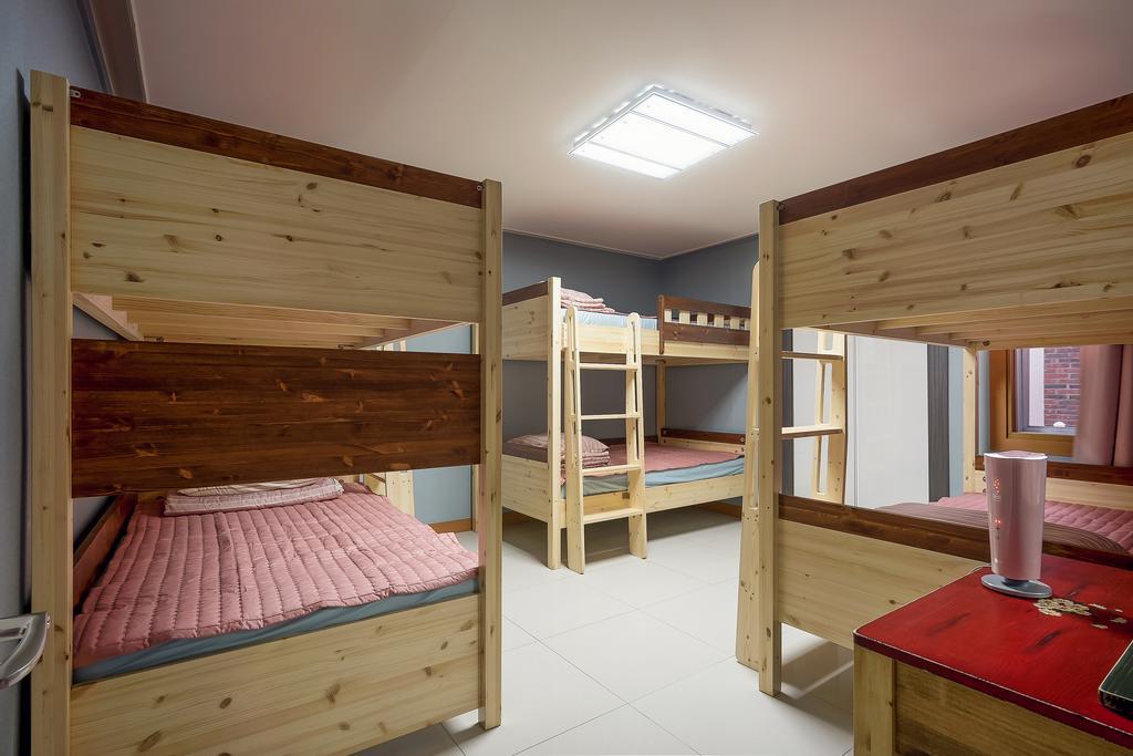 Guest house Wooju House 2*